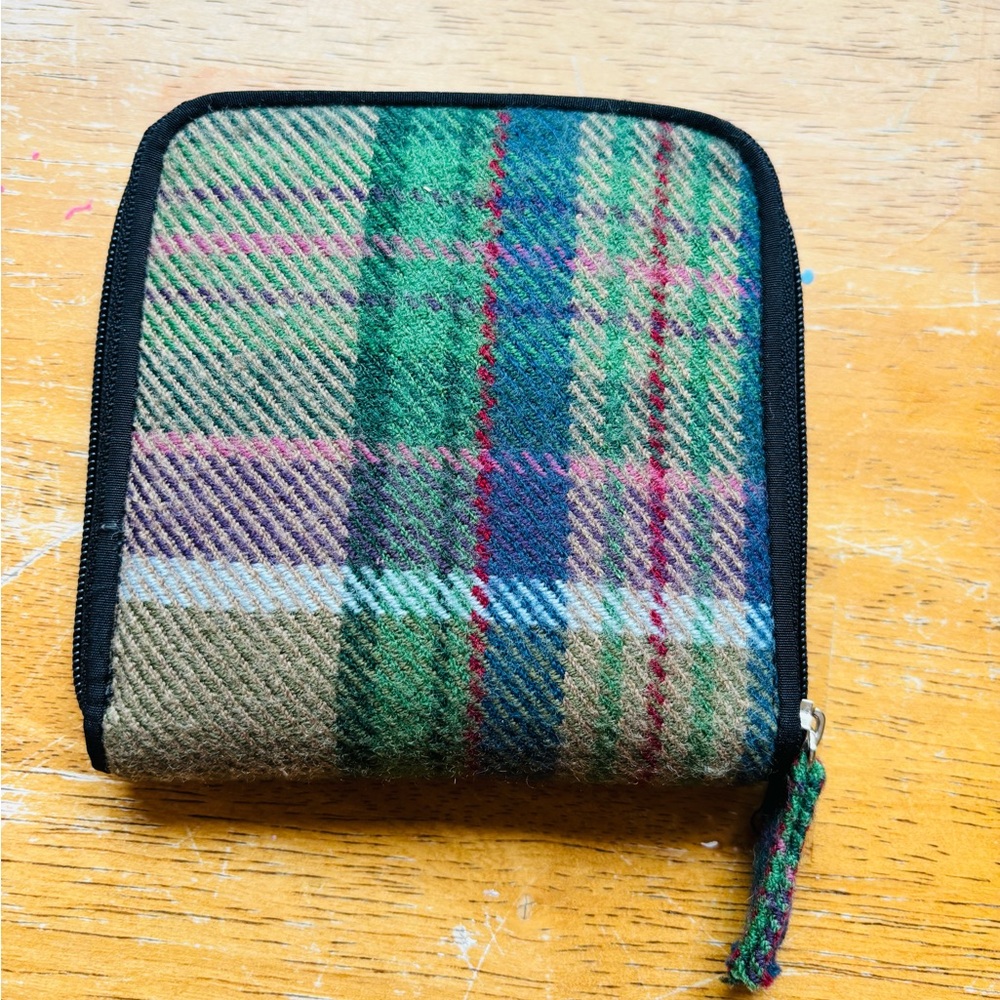 American Eagle Outfitters  Vintage Tartan Wallet - Green and Pink - Picture 3 of 6